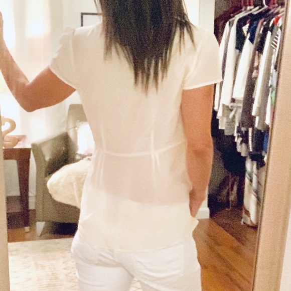Banana Republic Cream Silk Ruffle Top Size 4 - Picture 4 of 7